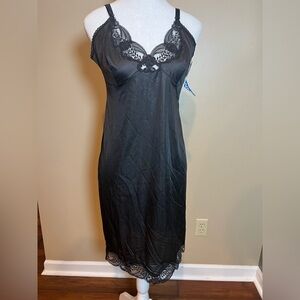 Vtg Lorraine Sissy Tall 36 Nylon Full Slip Nightgown Dress Lace Bodice/Hem Black